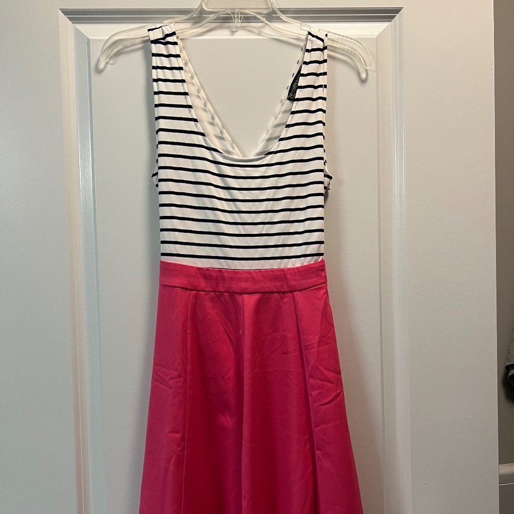 Black & white & pink striped dress, casual dress - Size Small